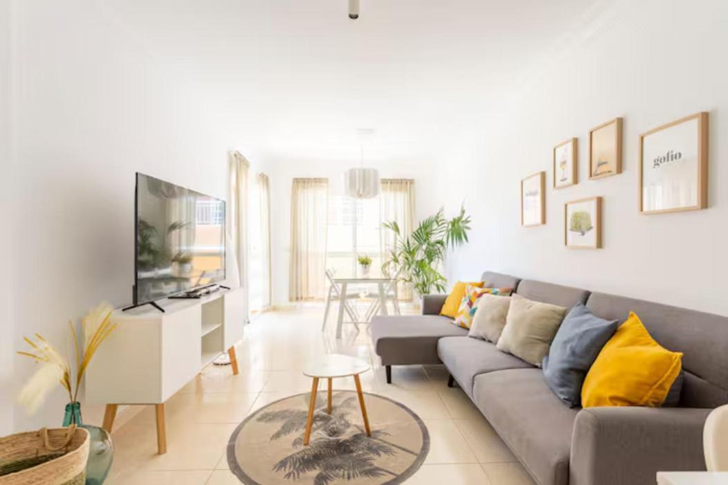 Amplio Y Comodo Apartamento En Callao Salvaje. Exteriér fotografie